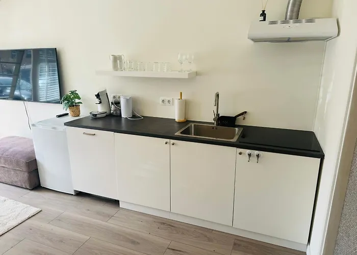 Daire Hello - Zomerhuis Quarles Uffordstraat